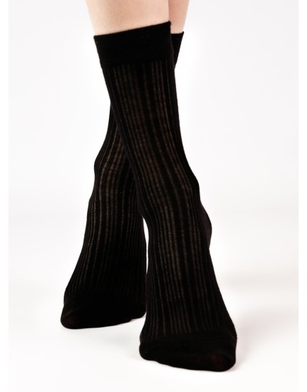 Шерстяные женские носки черного цвета