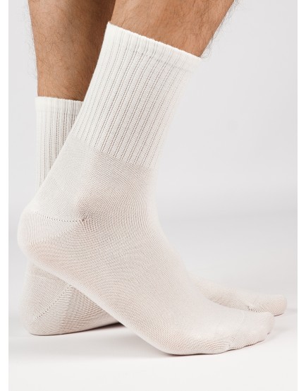 Шерстяные мужские носки белого цвета