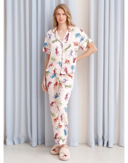 Женская домашняя пижама с анималистичным принтом